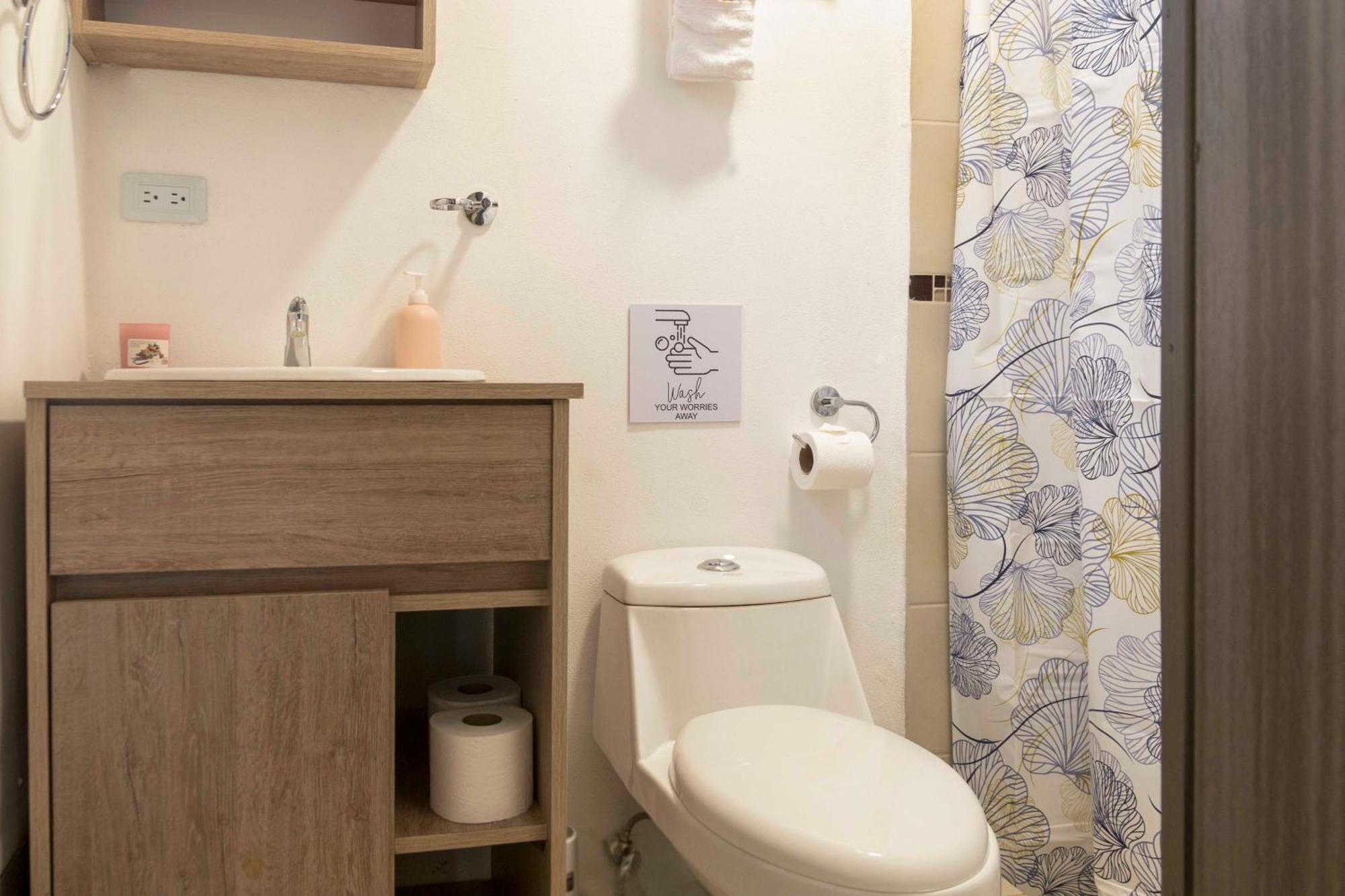 Emi'S Place Container Living Uvita Bagian luar foto